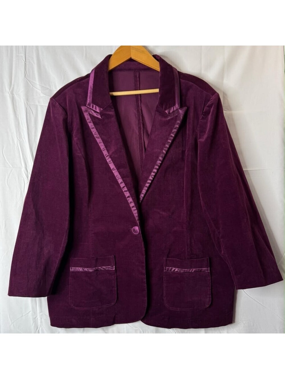Womens Velvet Tuxedo Blazer 3X Purple Satin Trim Party Holiday Evening